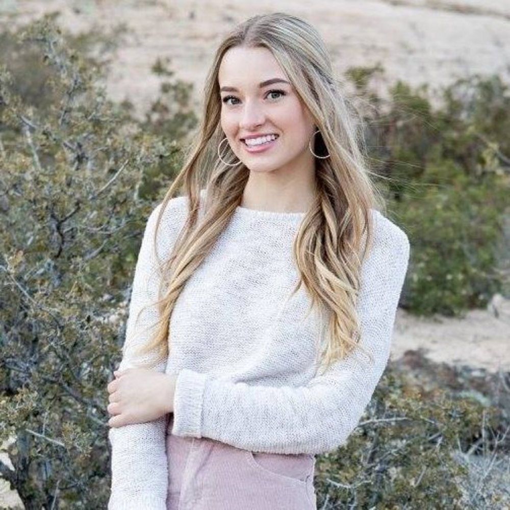Meet your Posher, Lacey